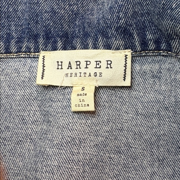 Francesca's Collections Light Blue Denim Jacket - Picture 4 of 8